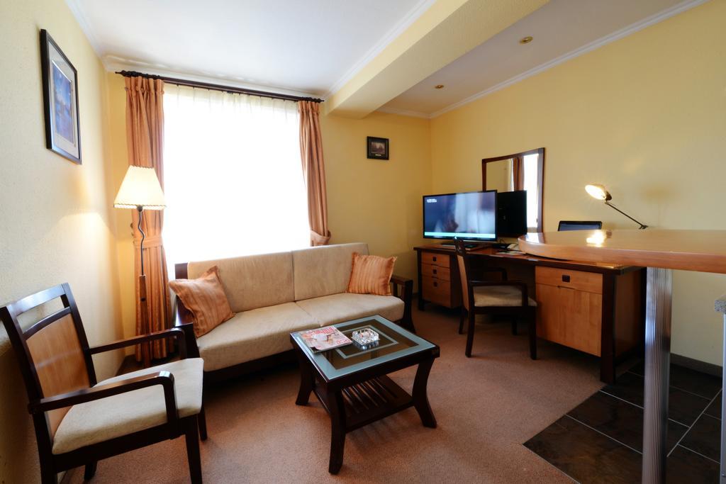 Narantuul Hotel Ulán Bator Habitación foto