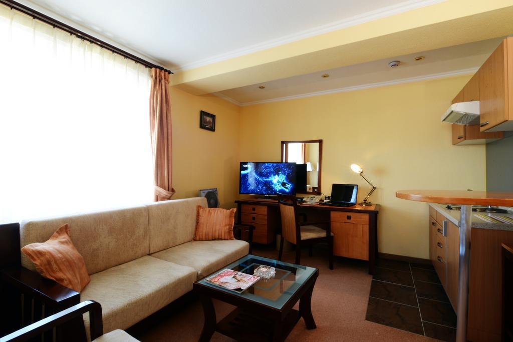 Narantuul Hotel Ulán Bator Habitación foto