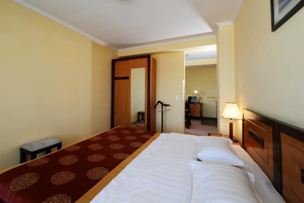 Narantuul Hotel Ulán Bator Habitación foto
