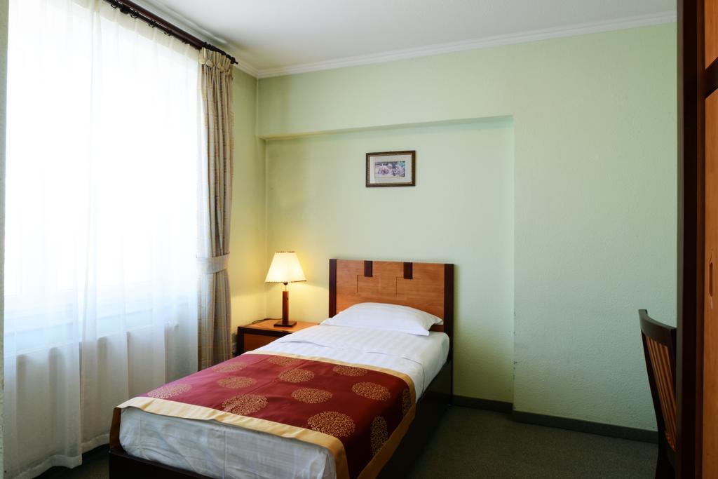 Narantuul Hotel Ulán Bator Habitación foto