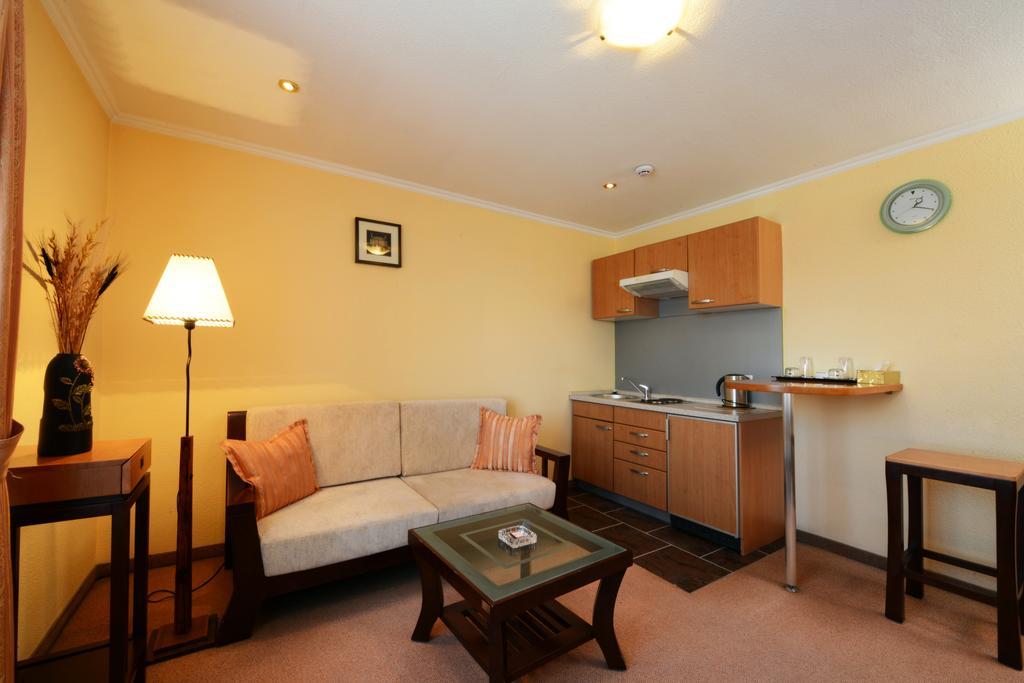 Narantuul Hotel Ulán Bator Habitación foto